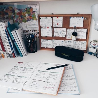 Эстетичные вещи для учёбы