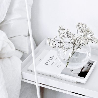 ЭСТ этика белого цвета