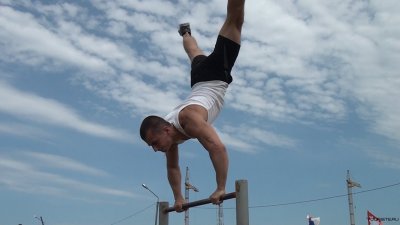 Стойки для турника