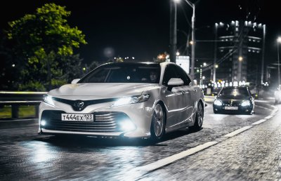 Toyota Camry xv70 ночью