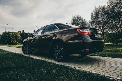 Toyota Camry 55 черная