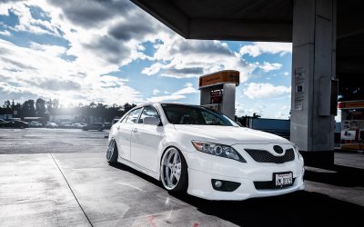 Camry v40 stance