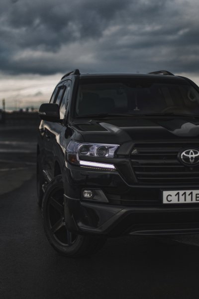 Toyota Land Cruiser 200