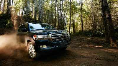 Toyota Land Cruiser 200 2016