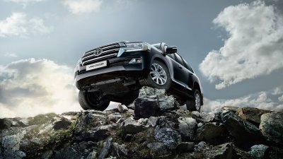 Toyota Land Cruiser 300