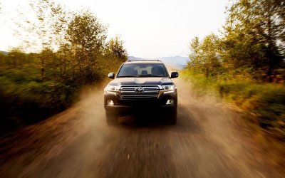 Toyota Land Cruiser 200 2016