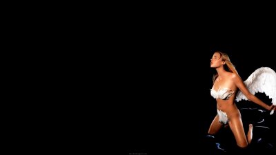 Тёмные обои девушки