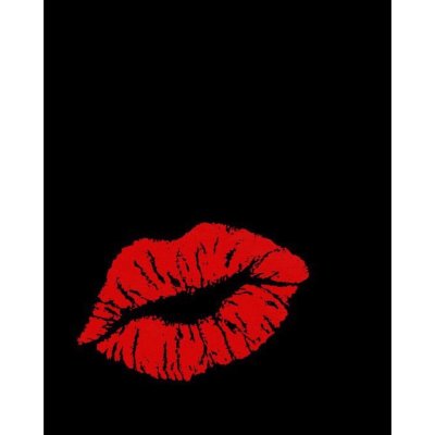 Красные губы на темном фоне