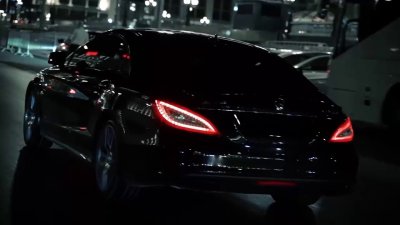 Мерседес CLS 63 AMG ночью