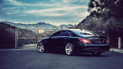 Mercedes Benz CLS 63 AMG