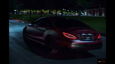 Мерседес банан CLS 63 AMG