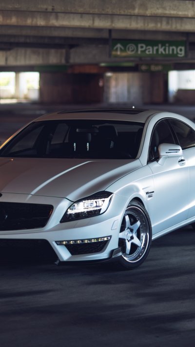 Mercedes CLS 63 на телефон