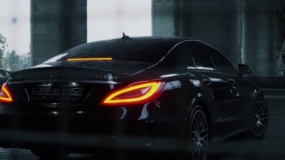 Мерседес банан CLS 63
