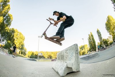 Трюковой самокат Micro