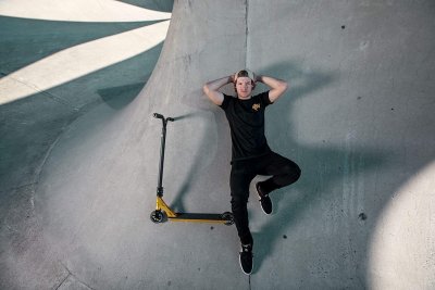 Райан Уильямс САМОКАТЕР