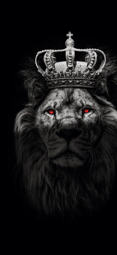 Лев с короной черный