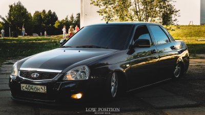 Приора 2 черная тонированная