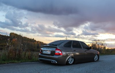 Лада Приора 4