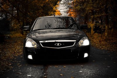 Лада Приора черная