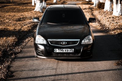 Черная Приора седан