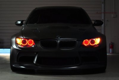 BMW m5 e60 в темноте
