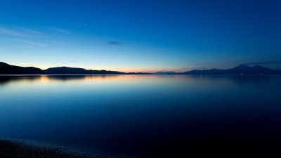 Ночное озеро