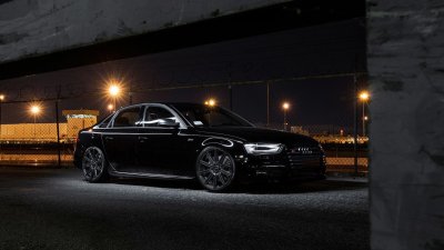 Ауди а6 черная 2013 в ночном городе