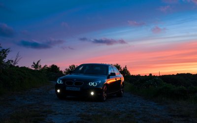 БМВ м5 е60 на закате