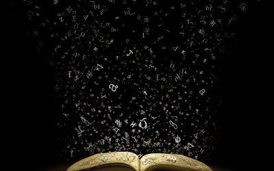 Книги на темном фоне