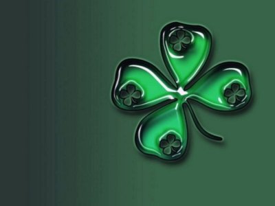 Зеленый Клевер четырехлистный