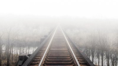 ЖД пути туман
