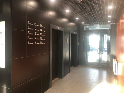 Лифт в подъезде