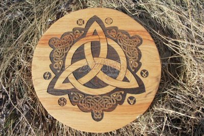 Символ Велеса Триглав