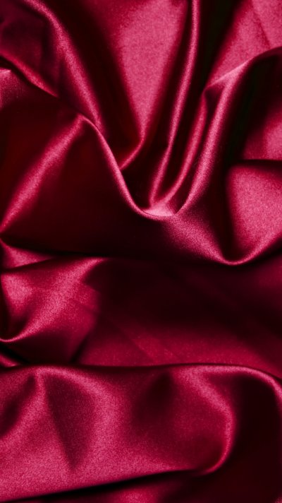 Красный шелк