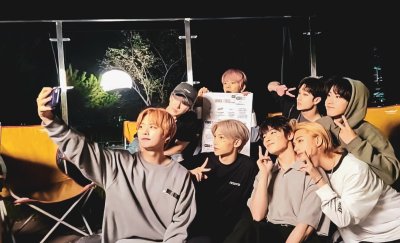 Обои на рабочий стол Stray Kids aesthetic