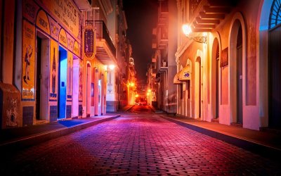 Вечерняя улица Пуэрто Рико