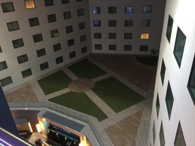 Бесконечное здание