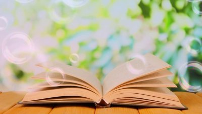 Картинка с книгами для фона