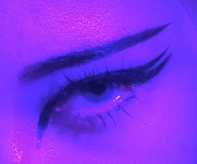 Фиолетовые глаза Эстетика