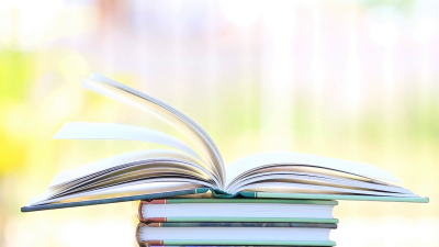 Фон с книжками для презентации