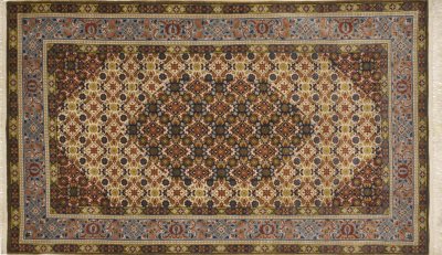 Старинный персидский ковер