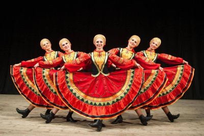 Народные танцы России