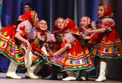 Детские народные танцевальные коллективы