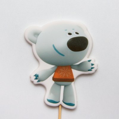 Мимимишки ев ьклом фоне