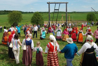 Гуляния в деревне