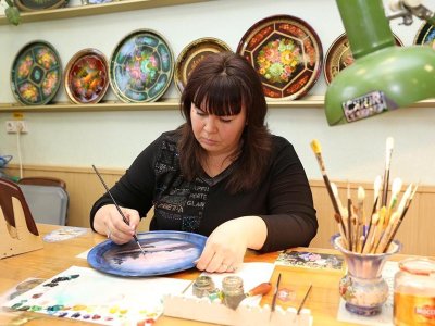 Художник росписи по дереву