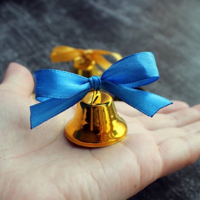 Колокольчики на последний звонок выпускникам