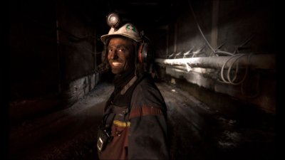 Шахтер улыбается