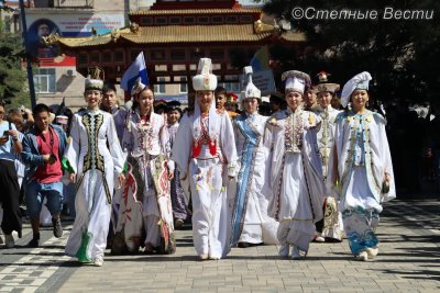 Национальный костюм Калмыков