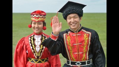 Калмыков, тувинцев, казахов, бурят